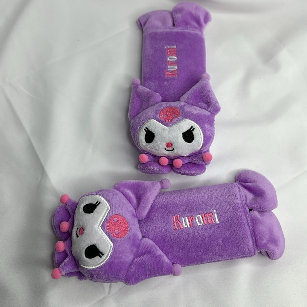 Sanrio KUROMI Plush Car Seat Belt Extended Comfort Shoulder Pads - Picture 3 of 7